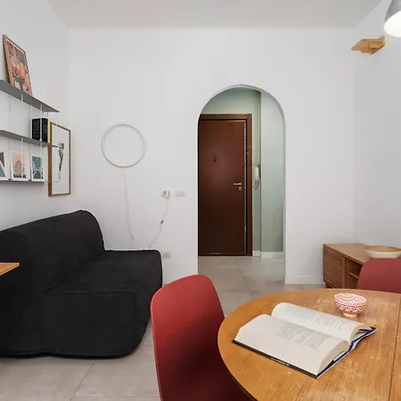 Apartment New - Modern And Bright - Wi-fi, A-c - 4 Seats